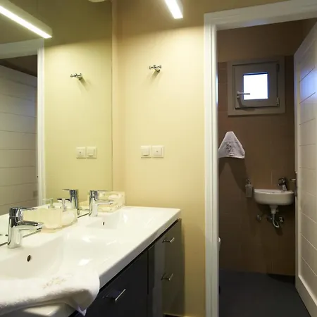 Arenaria L. Complex 别墅 *