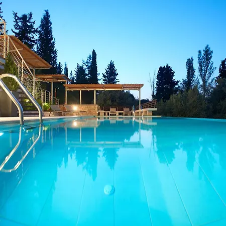 Arenaria L. Villas Complex Agios Ioannis (Lefkada)
