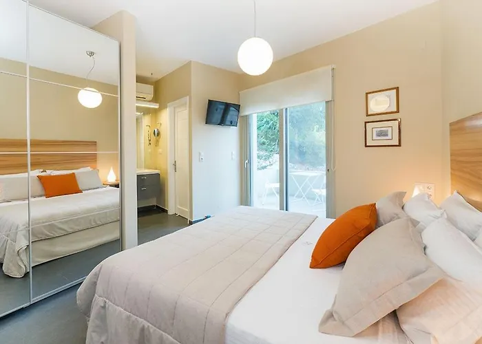 Arenaria L. Complex Villa *