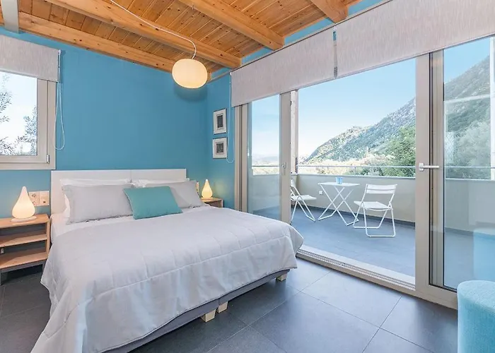 Villa Arenaria L. Complex Agios Ioannis (Lefkada)