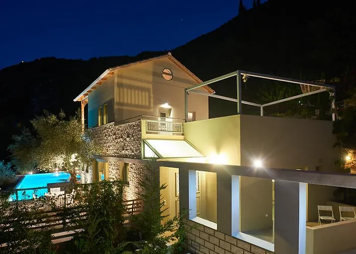 Villa Arenaria L. Complex Agios Ioannis (Lefkada)